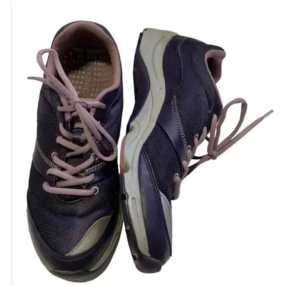 Vionic Kona purple sneaker running shoe. Women’s size 8 - Picture 4 of 9